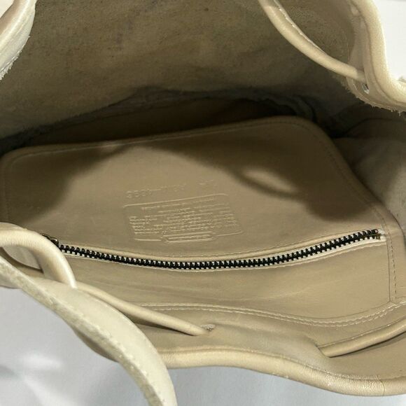 Coach Handbag Women's Size Med Color Bone Cream Drawstring Crossbody Leather Bag - Picture 5 of 10